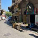 Bu mahallenin nüfusu gündüz 200 bin iken gece 12'lere düşüyor