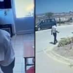 Ocakta ısıttığı sıcak suyu k&ouml;peğin &uuml;zerine d&ouml;kt&uuml;