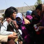 Afganistan'da kadınların eylemine Taliban müdahalesi