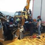 Son dakika! Manisa'da feci kaza: 3 &ouml;l&uuml;, 5 yaralı 