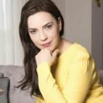 Şarkıcı ve oyuncu Yeşim Salkım haberleri sunacak