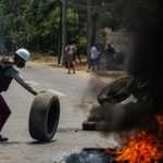 "Askeri yönetime karşı ayaklanma" çağrısı yapan köylüleri katlettiler: 15 ölü