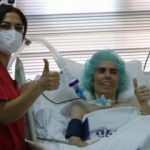 51 yaşındaki kadın 11 ayda 3 kez koronaya yakalandı! Bakın aşı i&ccedil;in ne dedi