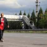 Aşı ve PCR testini reddetti! Otobüse binemediği için 450 kilometre yolu yürüyerek gitti