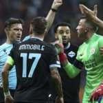 Muslera: Bu sıkıntıları ben de yaşadım, kaleciler yalnızdır