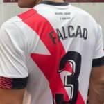 Radamel Falcao neden 3 numara giyiyor?