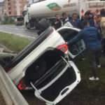 Otomobil takla attı; kaymakam ve şof&ouml;r&uuml; yaralandı