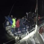 Ege'de T&uuml;rk kara sularına itilan 213 d&uuml;zensiz g&ouml;&ccedil;men kurtarıldı 