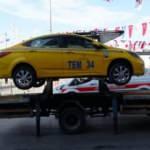 Taksim&rsquo;de taksi denetimi: 2 taksi trafikten men edildi