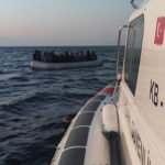 Çeşme açıklarında 25 kaçak göçmen kurtarıldı