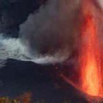 La Palma'da volkanik kül bulutu uyarısı