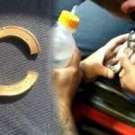 Madeni paradan y&uuml;z&uuml;k yaptı, itfaiye keserek &ccedil;ıkardı