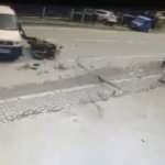 Beykoz'da feci kaza! Motosikletli otomobilin camında asılı kaldı