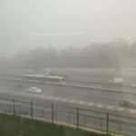 Sis İstanbul'u esir aldı! G&ouml;z g&ouml;z&uuml; g&ouml;rm&uuml;yor