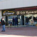 Bursa&rsquo;da 100 bin liralık soygun! Sahte altınları bile g&ouml;t&uuml;rd&uuml;