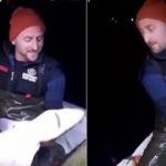 Trabzonlu Osman Er&ccedil;in'in k&ouml;pekbalığı ile diyaloğu g&uuml;l&uuml;msetti