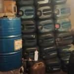 İş yerinde 2 bin 800 litre ka&ccedil;ak akaryakıt ele ge&ccedil;irildi