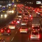 İstanbul'da iş çıkış saatlerinde trafik yoğunluğu