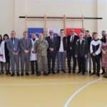 Türk askerinden Kosova'da eğitime destek