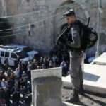 Doğu Kudüs'te Filistinli göstericiler ile İsrail polisi arasında arbede yaşandı