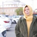 Metroda bı&ccedil;akla tehdit edilen gen&ccedil; kızın annesi konuştu