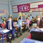 Bursa'da Türk büyüklerinin hayatı çocuklara kitap ağaçlarıyla okutulacak