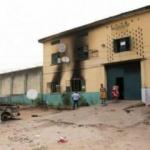 Nijerya'daki hapishaneye düzenlenen saldırıda 252 mahkum firar etti