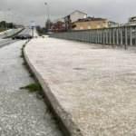 Arnavutk&ouml;y beyaza b&uuml;r&uuml;nd&uuml;