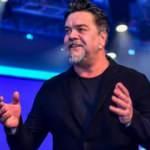 Beyaz mahkemelik oldu! Ünlü şovmen Beyazıt Öztürk'e 'alacak davası' şoku...