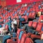 Rusya'da 120 kişi kar fırtınası nedeniyle sinemada mahsur kaldı