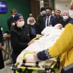 Gaziantep'te iki "pitbull"un saldırdığı çocuk Antalya'ya sevk edildi