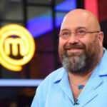 MasterChef jürisi eşinden ayrıldı! Ünlü şef yıllardır süren evliliğini bitirdi...