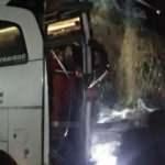 Samsun'da yolcu otobüsü, TIR'a çarptı: 1'i polis 15 yaralı