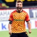 Alpaslan &Ouml;zt&uuml;rk'e Avrupa'dan iki talip!