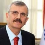 Rekt&ouml;r Erd&ouml;l&rsquo;den evi yanan &ouml;ğrenciye ge&ccedil;miş olsun telefonu!