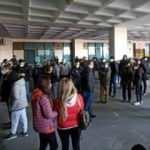 Edirne'de binlerce kişi Kovid testi için hastanelere akın etti