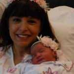 4,5 aylık hamileyken kanser oldu, kızını sağlıkla dünyaya getirdi