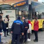 Son dakika: Eyüpsultan'da İETT otobüsü durağa daldı! 3 kişi yaralandı