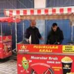 Bursa'da mısır sattığı arabası çalınan engellinin yüzü güldü