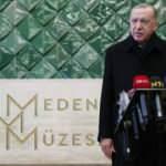 Erdoğan'dan Omicron varyantı ve Sezen Aksu'nun şarkısına ilişkin önemli açıklamalar