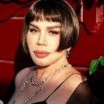 Skandal şarkı sözleriyle ilgili Sezen Aksu'ya soğuk duş! Evinin önünde toplandılar