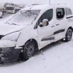 TEM’de 20 araç ve 4 tırın karıştığı kazada 5 kişi yaralandı