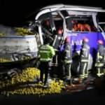 Denizli'de yolcu otobüsü ve Tır çarpıştı! Kahreden kaza