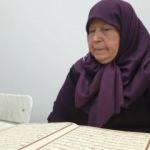 Denizli'de 85 yaşındaki Sebahat teyze Kuran-ı Kerim okumayı öğrendi