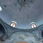 Yunanistan'da cami karşısına İslam karşıtı s&ouml;zler i&ccedil;eren pankart asıldı