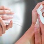 Elleri aşırı terleyen 17 yaşındaki Muhammed ameliyat olarak kurtuldu