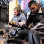 Bingöl'de 2 kardeşin açtığı 16 metrekarelik dükkan 6 kişiye ekmek kapısı oldu