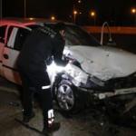 Adana otomobil ve cip &ccedil;arpıştı: 3 yaralı