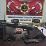 Hatay&rsquo;da operasyon d&uuml;zenlenen evden cephanelik &ccedil;ıktı 