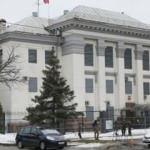 Rus diplomatlar Ukrayna'dan ayrılıyor